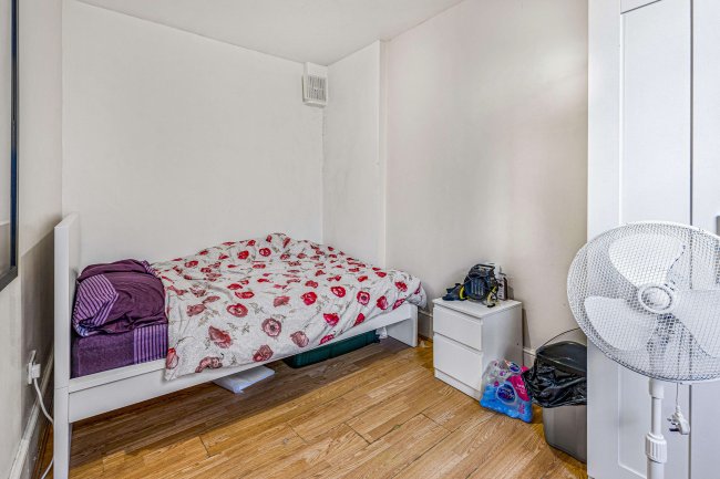 630 Holloway Road, Holloway , London, N19 3NU 9