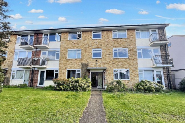 38 Imperial Gardens, Mitcham, CR4 1ER 1