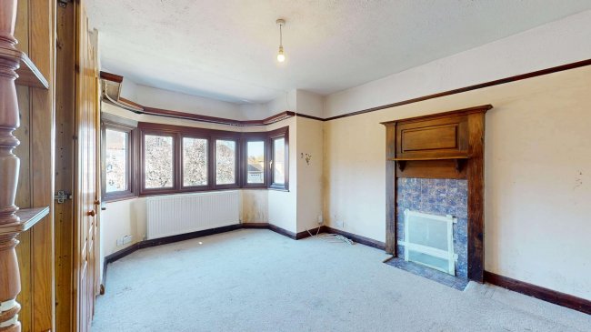 27 Banstead Road South, Sutton, Surrey, SM2 5LF 7