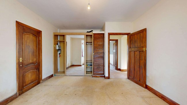 27 Banstead Road South, Sutton, Surrey, SM2 5LF 7