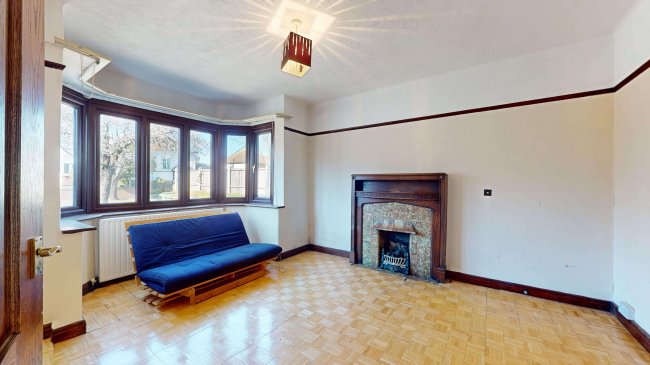 27 Banstead Road South, Sutton, Surrey, SM2 5LF 7