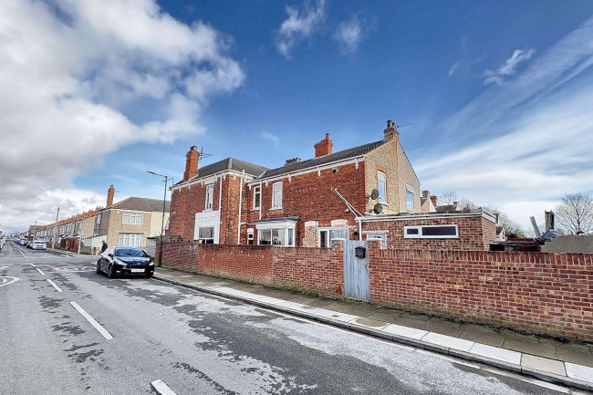 130A Brereton Avenue, Cleethorpes, DN35 7RL 6