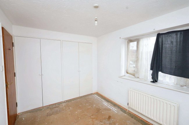 69 Alliance Close, Wembley, HA0 2NQ 10