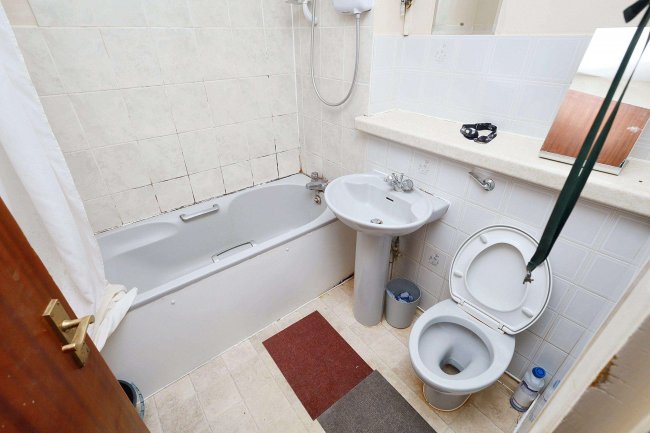 69 Alliance Close, Wembley, HA0 2NQ 10