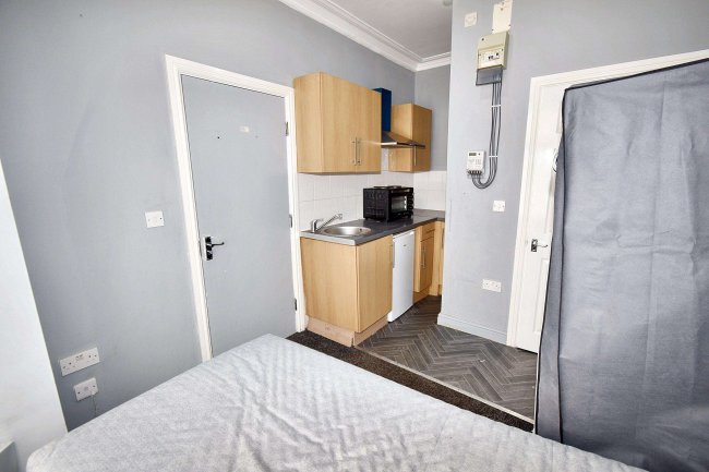 31 Lowther Road, Doncaster, DN1 2TR 7