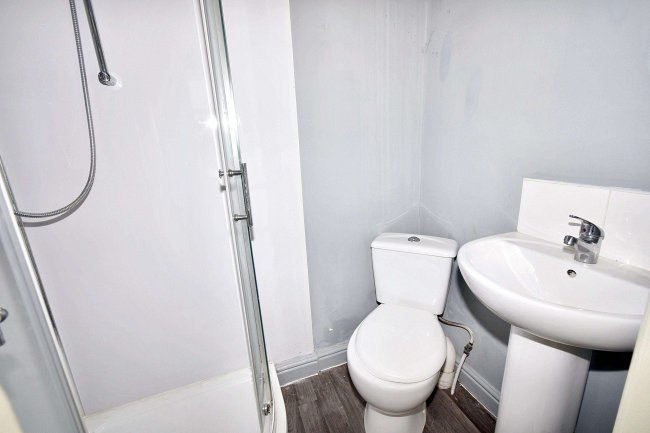 31 Lowther Road, Doncaster, DN1 2TR 7