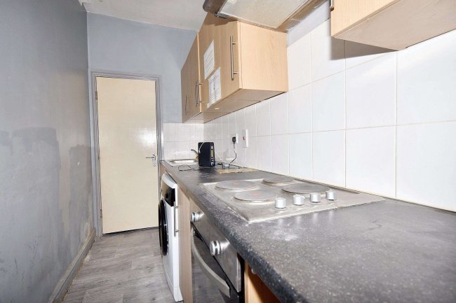 31 Lowther Road, Doncaster, DN1 2TR 7