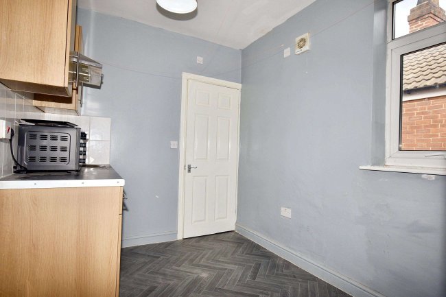 31 Lowther Road, Doncaster, DN1 2TR 7