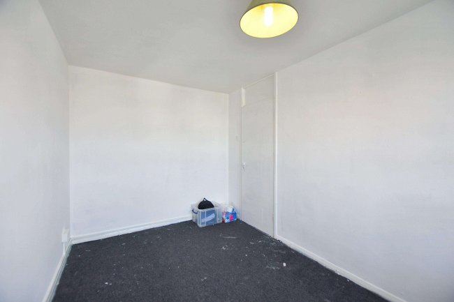 Flat 4 Baden Powell House, Ambrook Road, Belvedere, DA17 5PS 10