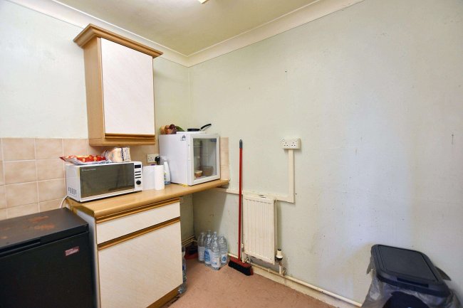 Flat 4 Baden Powell House, Ambrook Road, Belvedere, DA17 5PS 10