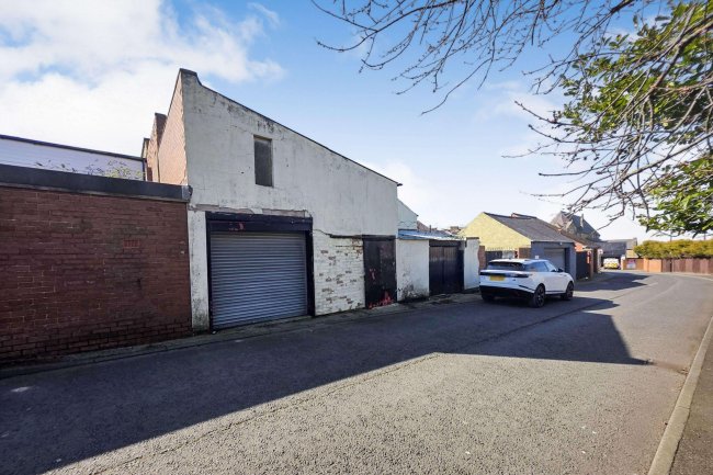 95 High Street, Easington Lane, Houghton le Spring, DH5 0JR 8