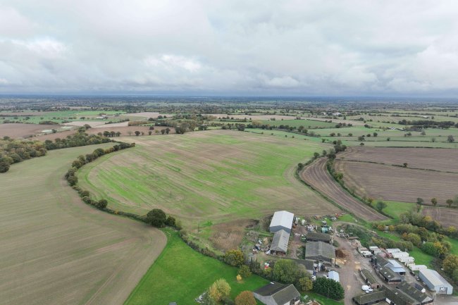 Land at Garnett’s Farm, Great Dunmow CM6 1NE 7