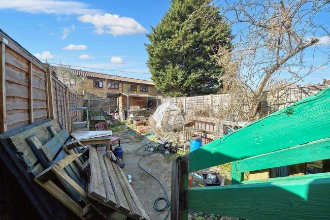 Flat A, 267 High Road, London, N15 4RR 9