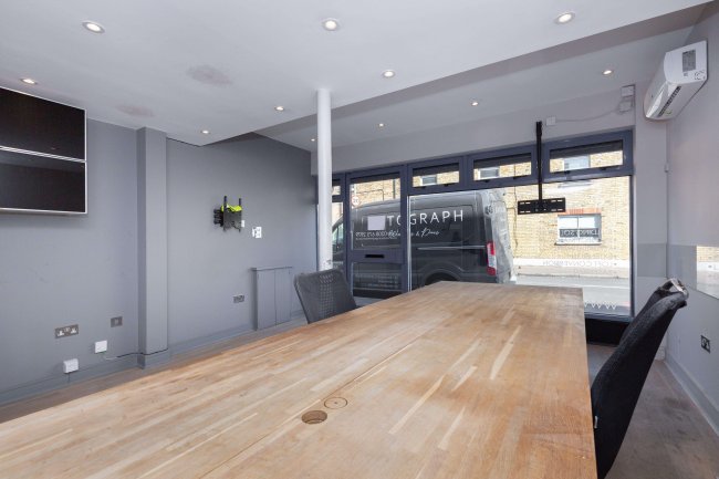 6 Ravenswood Road, Balham, SW12 9PJ 4