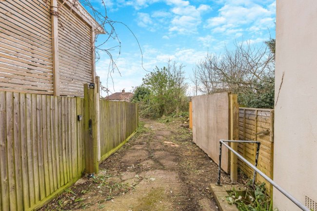 Land and Garages at the rear of 25 South Norwood Hill, London, SE25 6BS 2