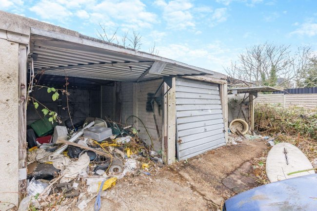 Land and Garages at the rear of 25 South Norwood Hill, London, SE25 6BS 2