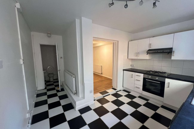 35 College Road, Bromley, BR1 3PU 1