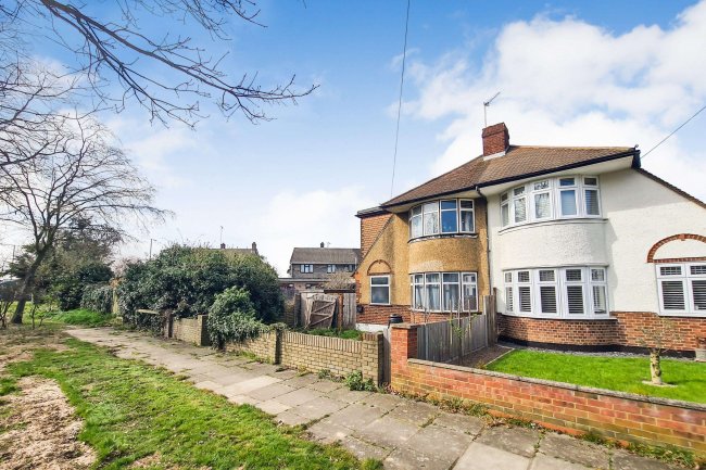 612 Staines Road, Feltham, Hounslow, TW14 8PG 10