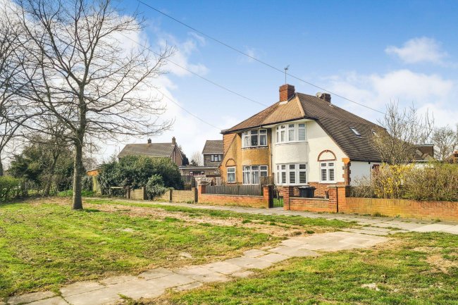 612 Staines Road, Feltham, Hounslow, TW14 8PG 10