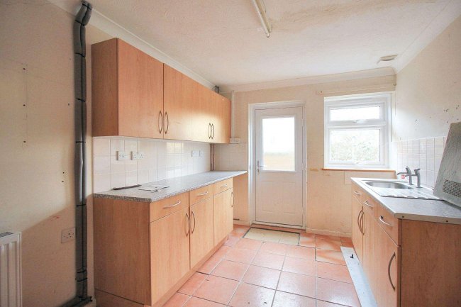 35 Chapelfield Road, Guyhirn, Wisbech, PE13 4EE 4