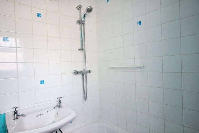 Flat 1 Duke Street, Wisbech PE13 2AS 6