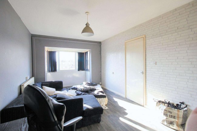 Flat 13 John Thompson Road, Wisbech PE13 2NF 2