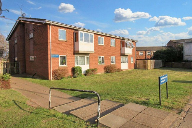 Flat 13 John Thompson Road, Wisbech PE13 2NF 2