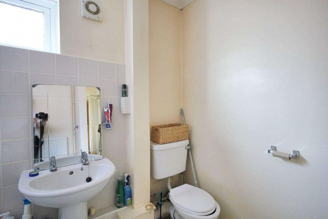 Flat 13 John Thompson Road, Wisbech PE13 2NF 2