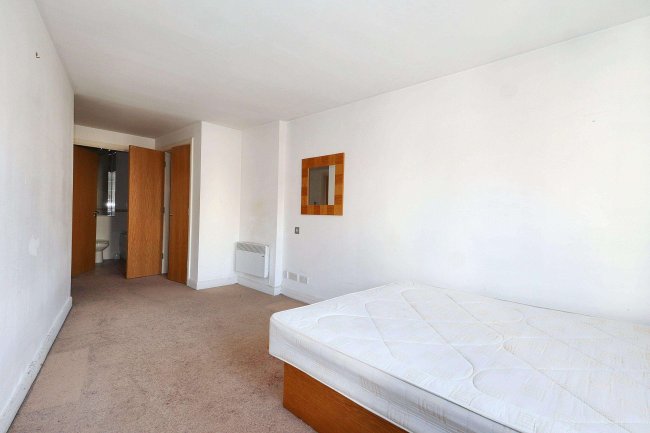 Flat 1, Portland Place, 5 Calverley Street, Leeds, LS1 3DA 1