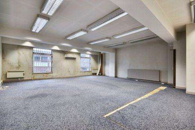 51-55 Princes Street, Port Glasgow PA14 5JH 6