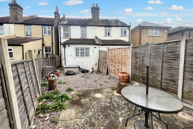 53 Sutton Grove, Sutton, SM1 4LP 5