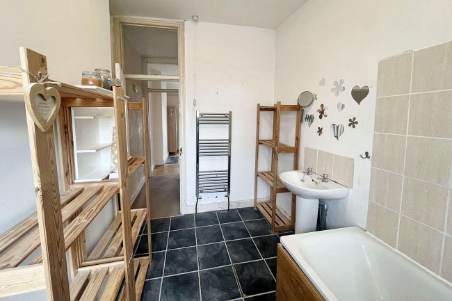 53 Sutton Grove, Sutton, SM1 4LP 5