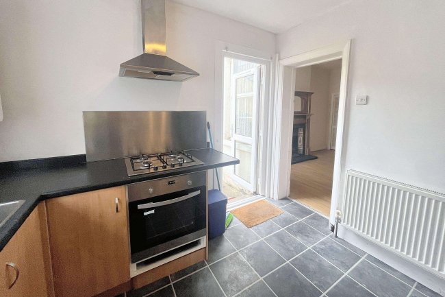 53 Sutton Grove, Sutton, SM1 4LP 5