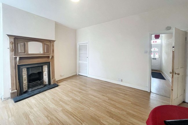 53 Sutton Grove, Sutton, SM1 4LP 5