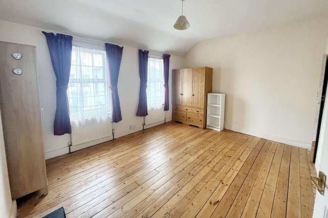 53 Sutton Grove, Sutton, SM1 4LP 5