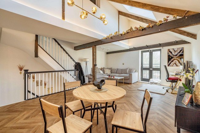 The Old Station Granary, Station Road, Burston, Diss, IP22 5UB 1