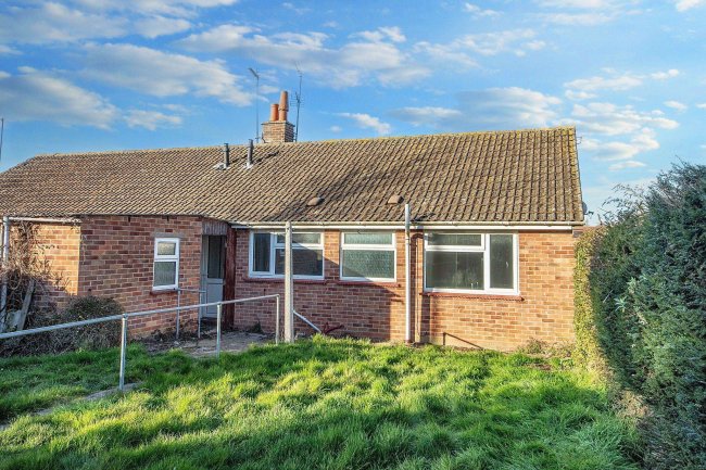 32 Ailwine Road, Upwood, Huntingdon, Cambridgeshire, PE26 2QH 7