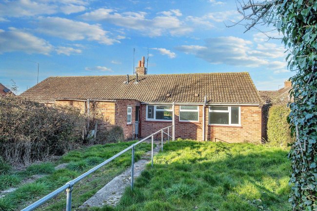 32 Ailwine Road, Upwood, Huntingdon, Cambridgeshire, PE26 2QH 7
