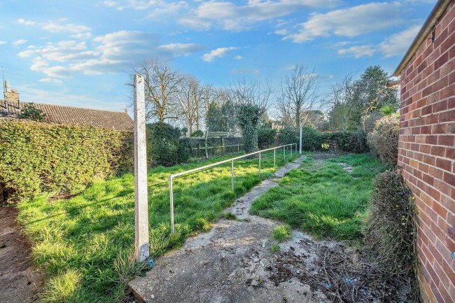 32 Ailwine Road, Upwood, Huntingdon, Cambridgeshire, PE26 2QH 7