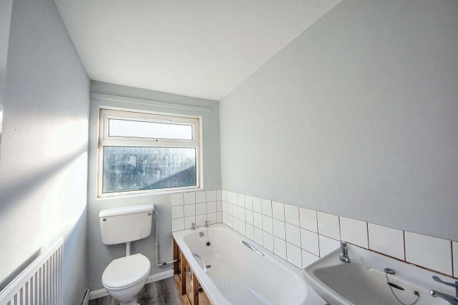 32 Ailwine Road, Upwood, Huntingdon, Cambridgeshire, PE26 2QH 7