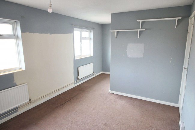 64 Ashgate Road, Eastbourne, East Sussex, BN23 7ES 6