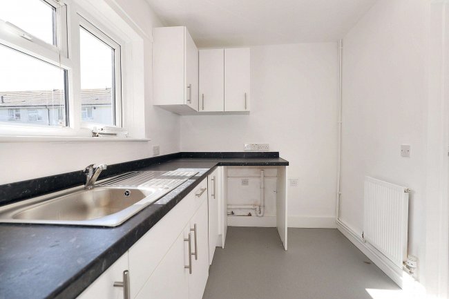 2 Vine End, Vine Close, Ramsgate, Kent, CT11 7BN 7