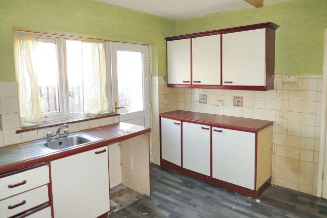 40 Wingate Avenue, Morecambe, Lancashire, LA4 4SH 7