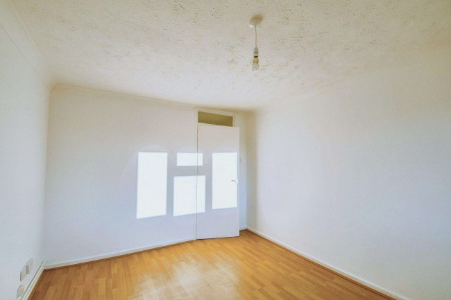 6 Canterbury House, Deal Close, Huntingdon, Cambridgeshire, PE29 7HY 3