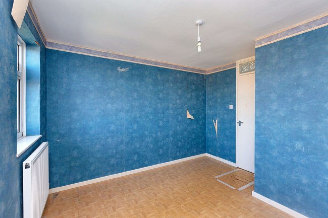 2 Stanton Road, Kempston, Bedfordshire, MK42 8QY 3