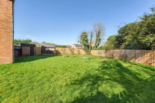 2 Stanton Road, Kempston, Bedfordshire, MK42 8QY 3