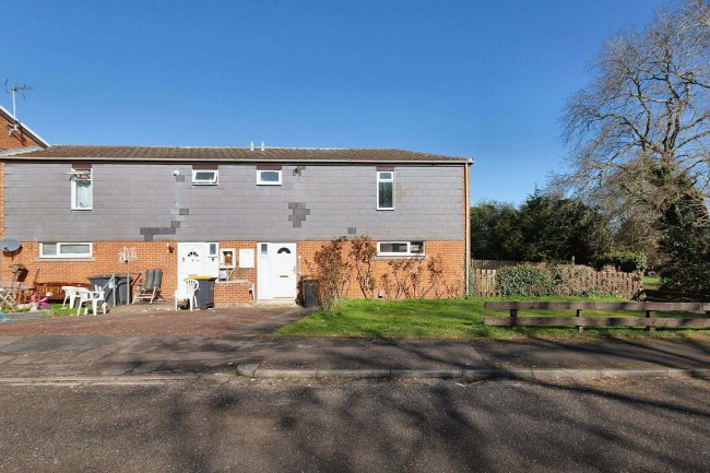 2 Stanton Road, Kempston, Bedfordshire, MK42 8QY 3