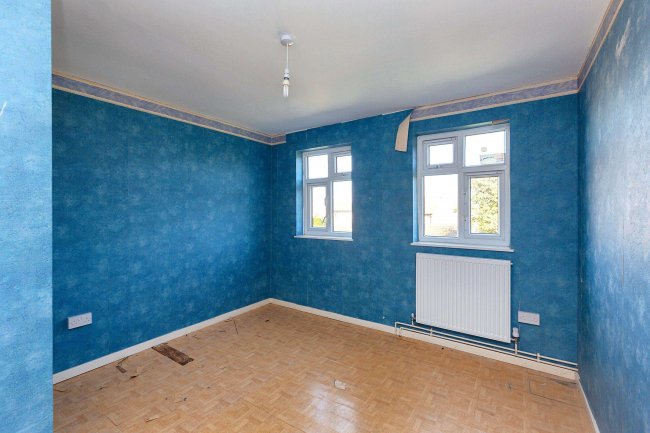 2 Stanton Road, Kempston, Bedfordshire, MK42 8QY 3