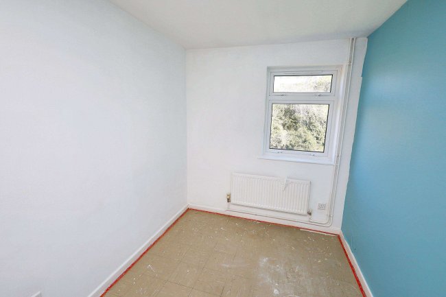 Flat 6 Waldegrave Park, Harpenden, Hertfordshire, AL5 5SF 6