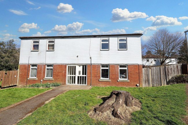 Flat 6 Waldegrave Park, Harpenden, Hertfordshire, AL5 5SF 6